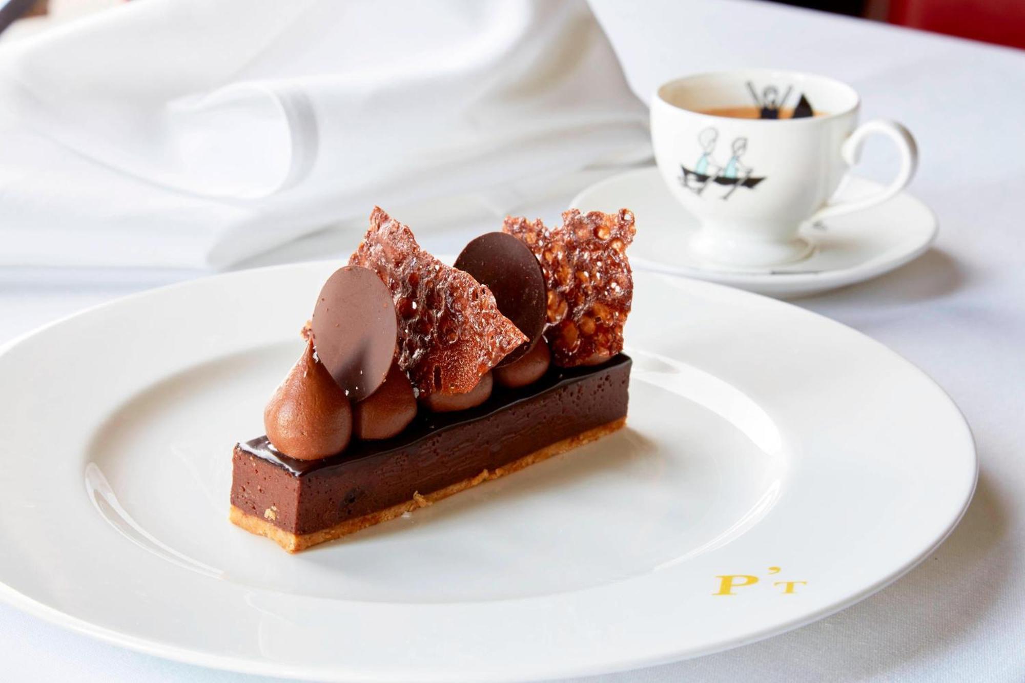 Hotel Arms, Autograph Collection 4*